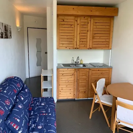 Apartment Le Studio D'olona, Port De Plaisance